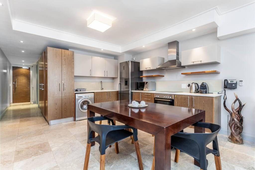 Apartment Waterfront Canal Luxury Kapstadt